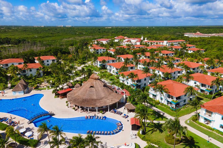 Aerial view of the hotel