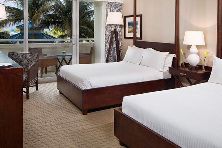 Deluxe guest room overlooking the pool