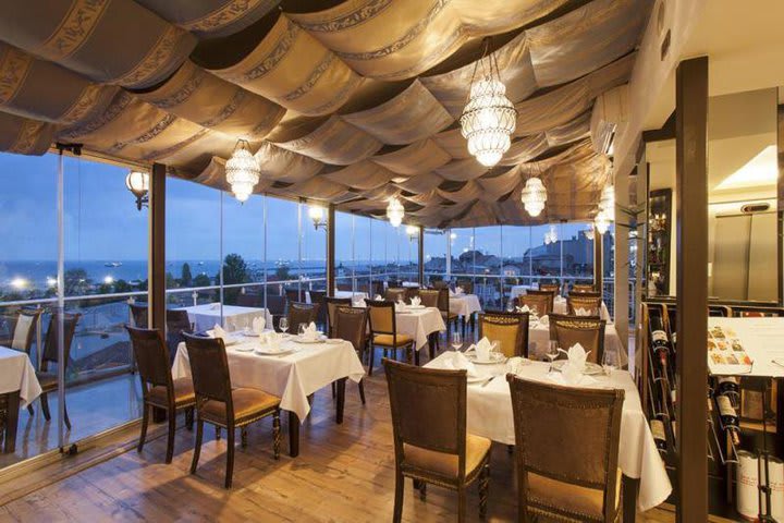 Restaurante Tabbah del Ottoman Hotel Park en Estambul