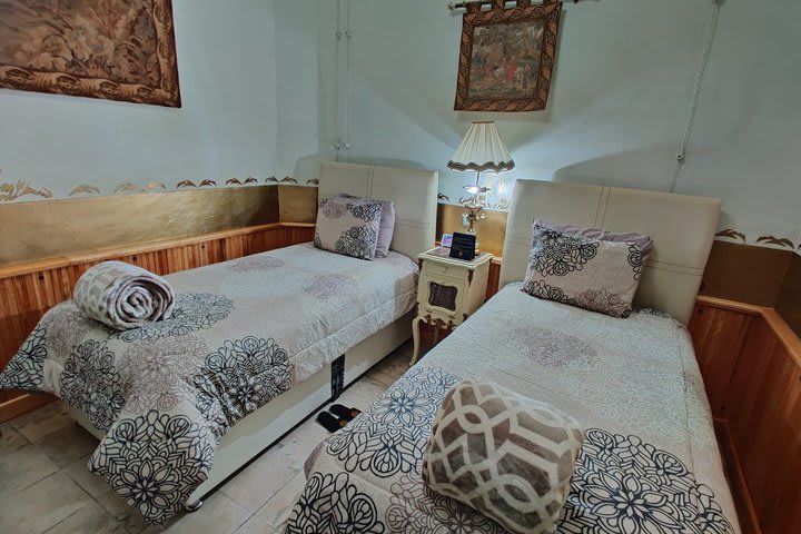 Encanto suite has 2 single beds