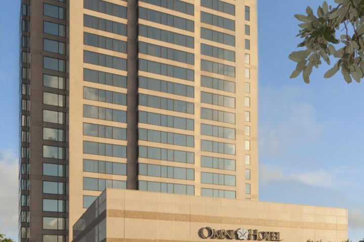 El hotel Omni at the Colonnade está ubicado en el noroeste de San Antonio