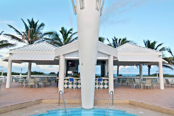 The Kon Tiki Tiki Bar at Deauville Beach Resort, Miami