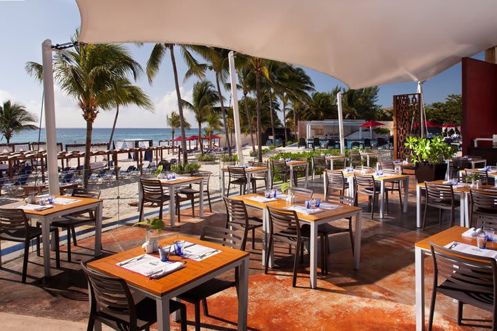 Restaurante Oriola, al lado de la playa