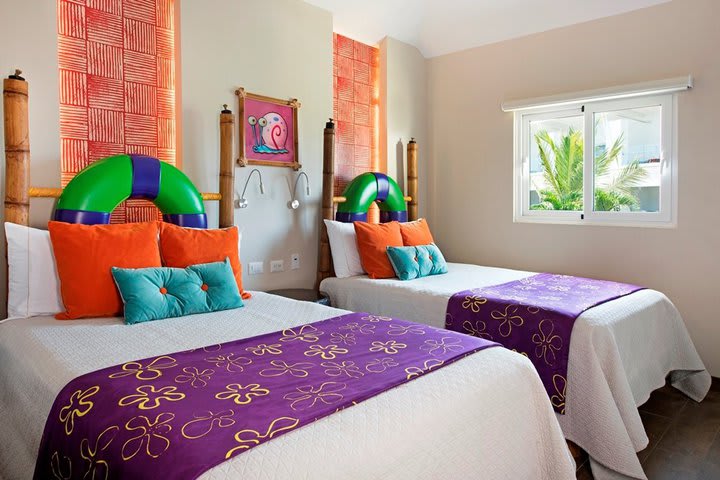 Pineapple guest room