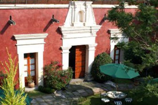 Vista del patio de La Quinta Luna
