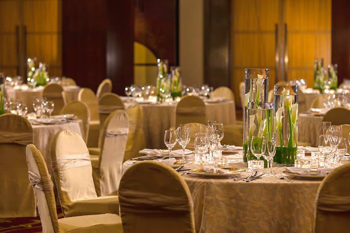 The Renaissance Zhongshan Park hotel in Shanghai has conference facilities for up to 1,400 guests