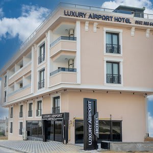 Luxury Airport Hotel