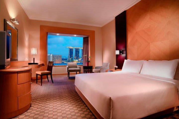 Deluxe guest room at the Carlton Hotel Singapore