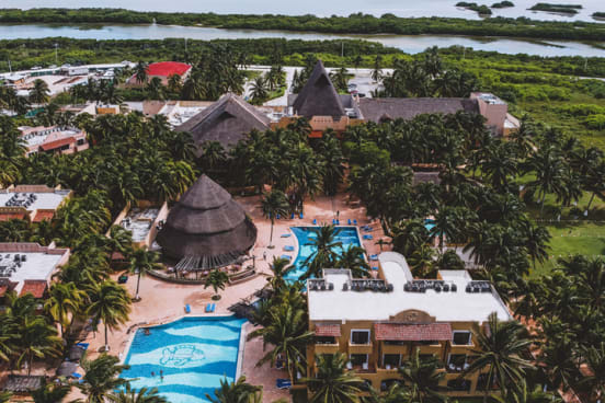Reef Yucatán All Inclusive Hotel & Convention Center