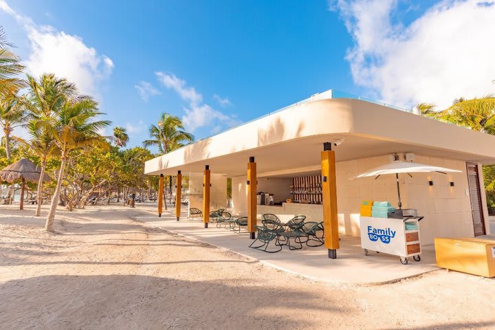 Sand Castle Beach bar