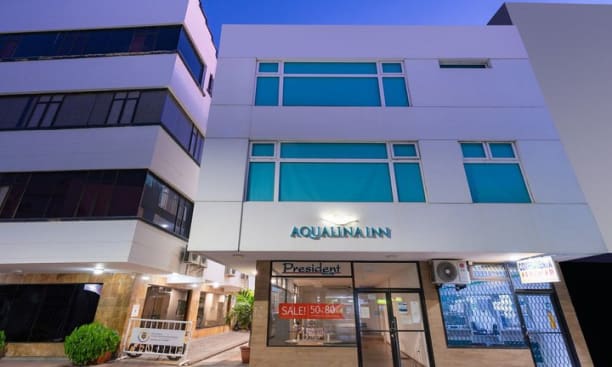 Aqualina Inn