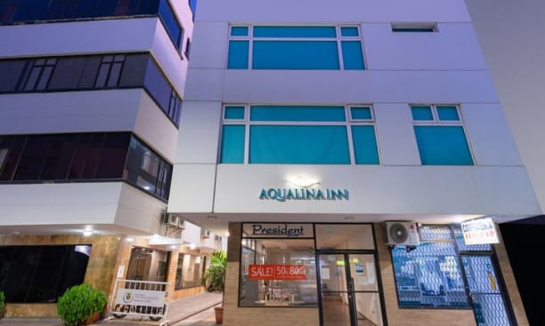 Aqualina Inn