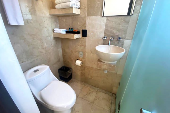 Interior view of a bathroom