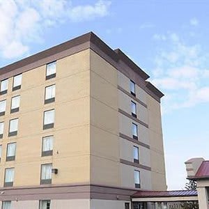 Days Inn by Wyndham Calumet Park