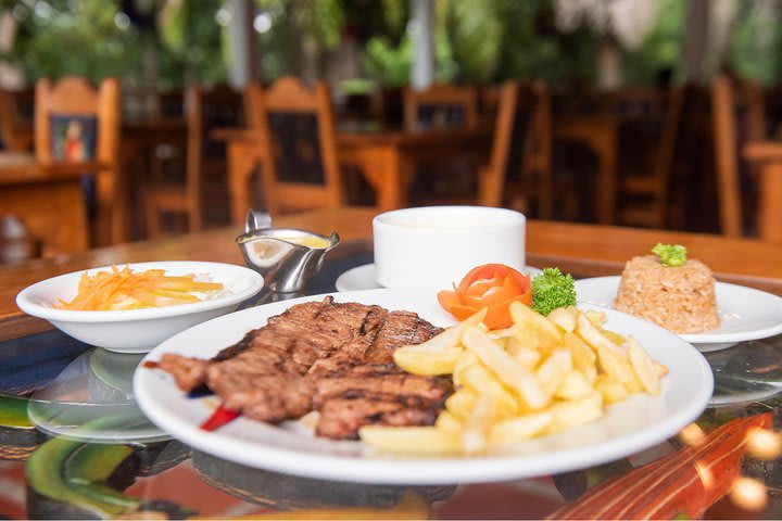 Comida típica e internacional