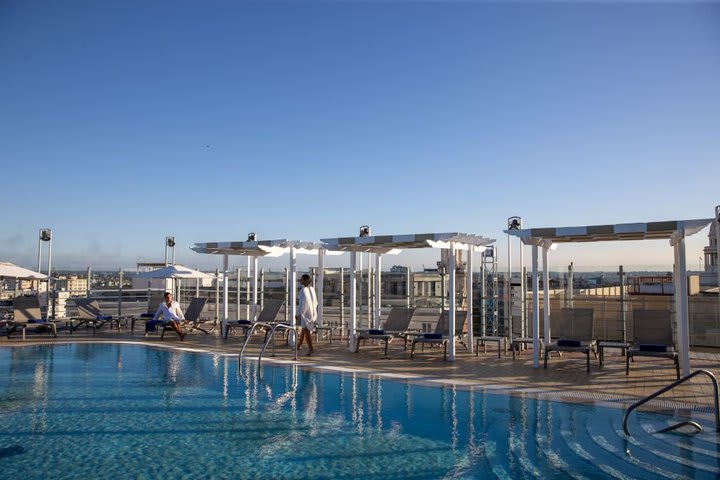 Piscina en la azotea