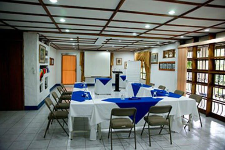 Orgabiza tus eventos en el salón del Aeropuerto Hotel SJO Airport en Alajuela