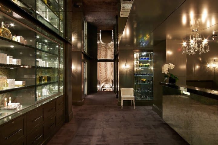 El hotel The Carlyle tiene un spa de cuatro cabinas