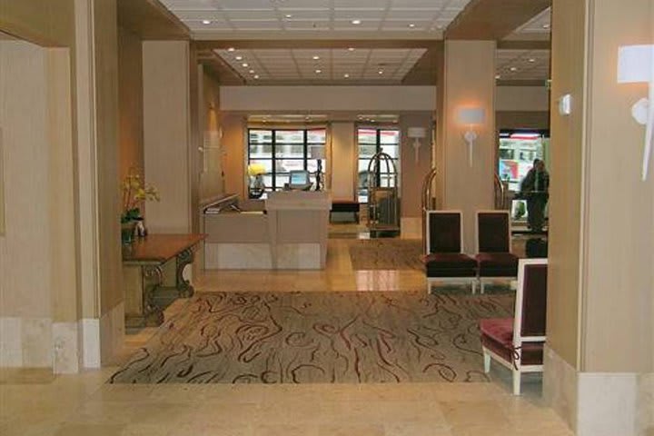 Lobby del hotel Handlery Union Square en San Francisco