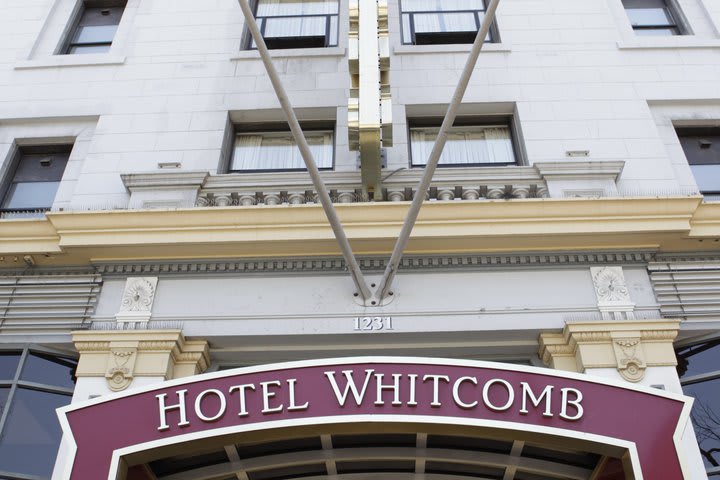 Hotel Whitcomb en San Francisco está enfrente del Orpheum Theatre