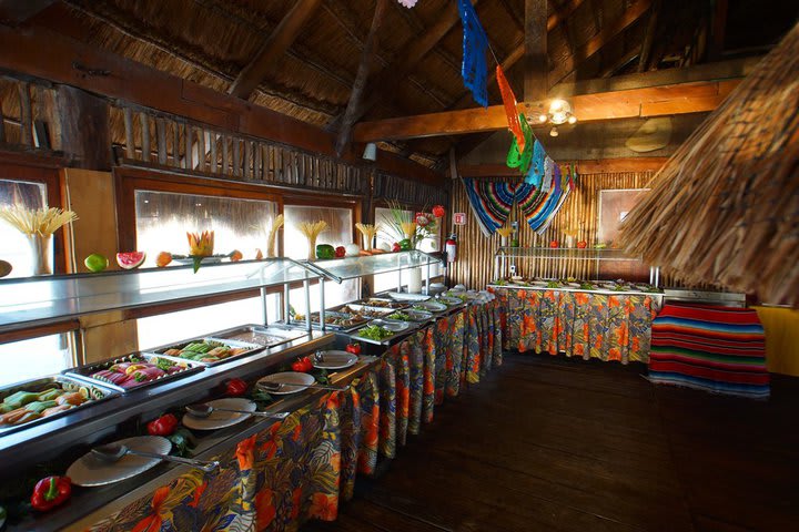 Buffet at the Imperial Las Perlas, hotel in Cancún