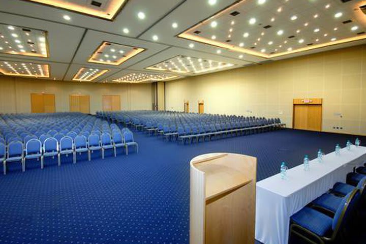 Conference facilities at Golden Tulip Internacional Foz can accommodate up to 1,500 guests