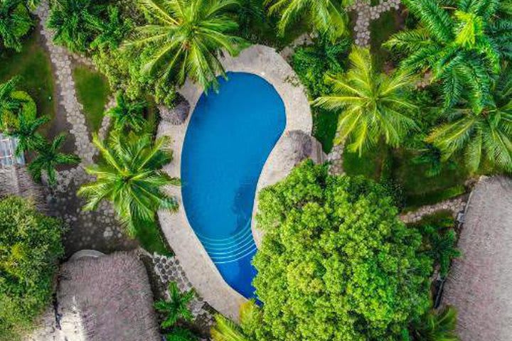 Vista aérea de la piscina