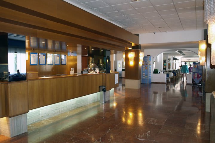 Recepción del Hotel Presidente en Sant Joan de Labritja