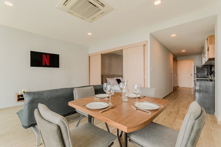 Comedor y cocina de un Apartamento de 1 dormitorio