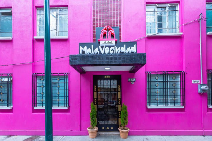 Mala Vecindad Beer Hotel