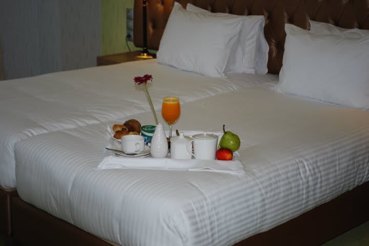 Athens Lotus Hotel in the city of Athens offers room service