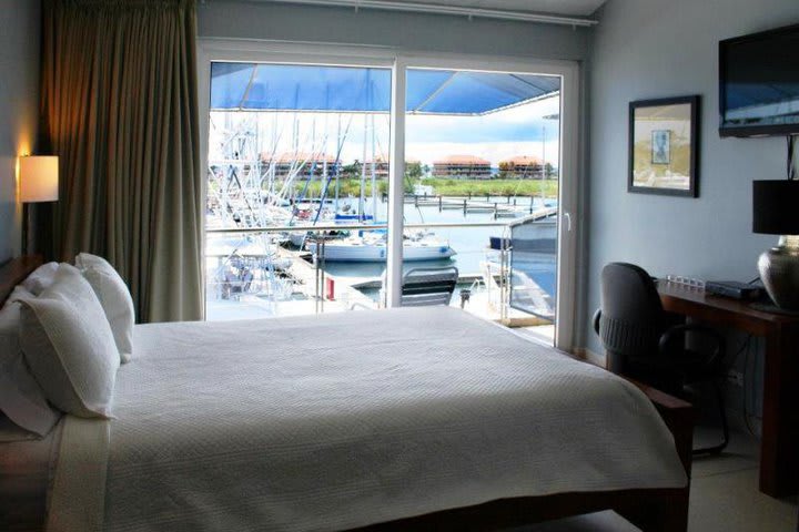 Queen room overlooking the marina at the Shelter Bay hotel in Colon