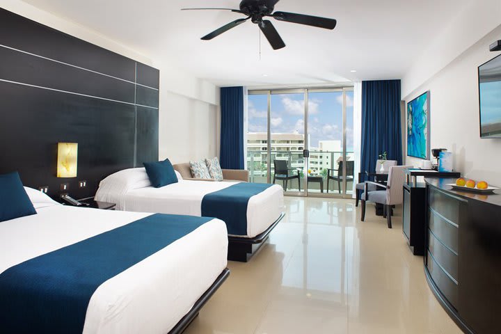 Img - Luxury suite 2 doubles - nonrefundable