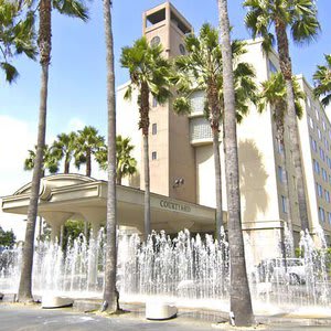 Courtyard by Marriott Los Angeles LAX/Century Boulevard