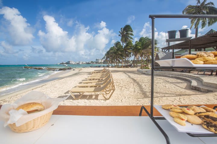 Bocadillos en la playa