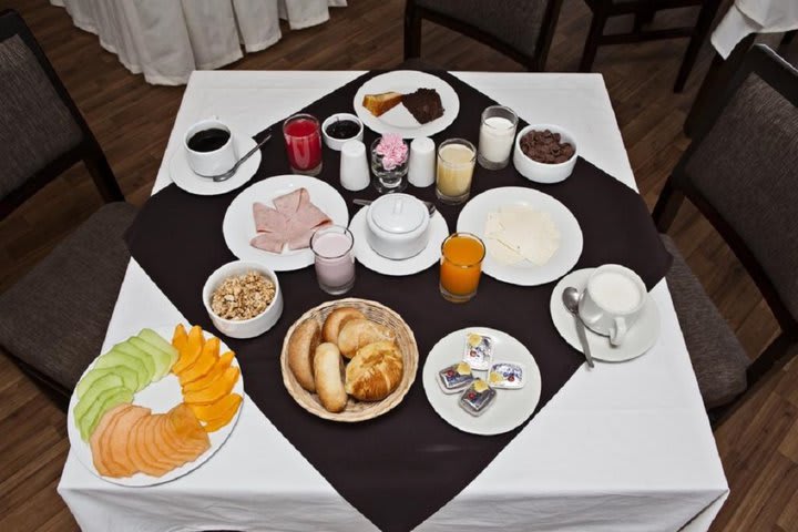 Breakfast offered by the restaurant