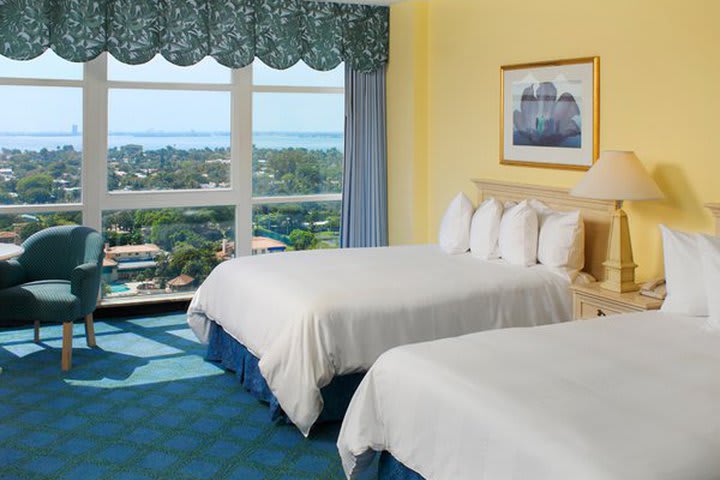 Guest room with bay view