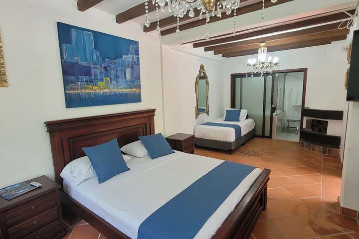 Suite con jacuzzi, chimenea y terraza