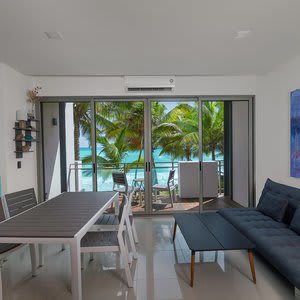 Angelina 28 Beachfront by Nah Hotels