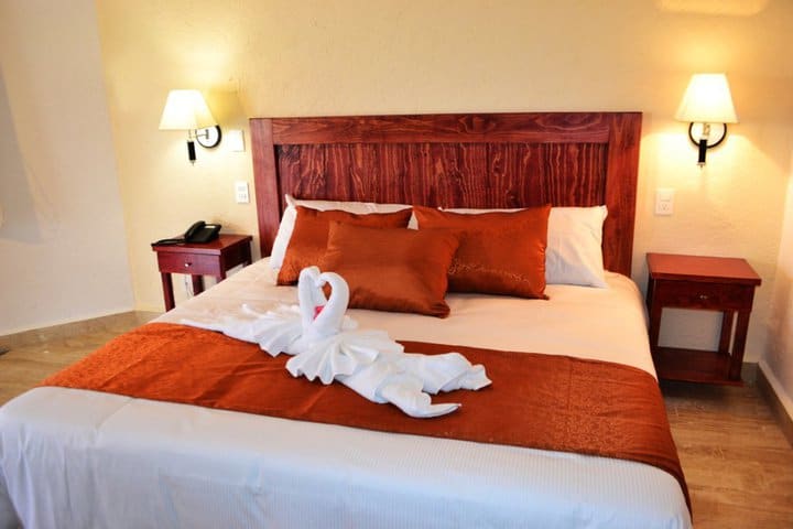 One of the guest rooms at the Rinconada de Cortes hotel in Cuernavaca