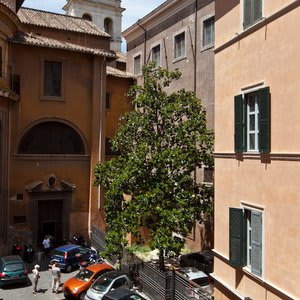 Rental In Rome Beato Angelico Apartment