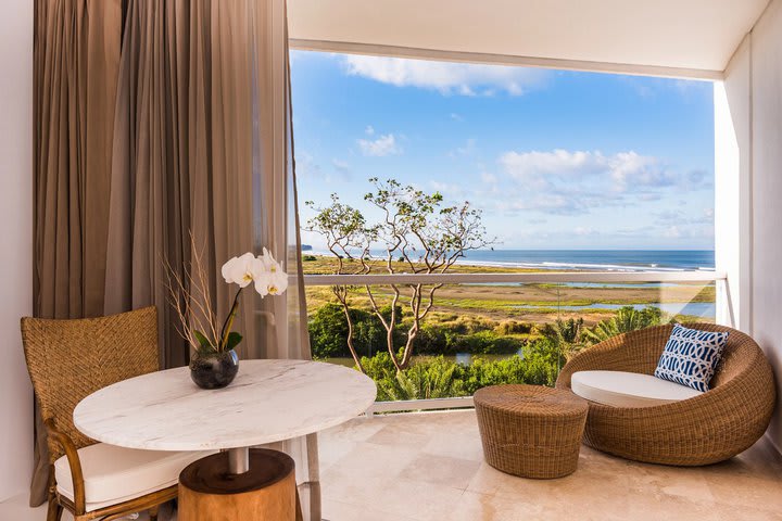 Balcony in a junior suite with parcial ocean view