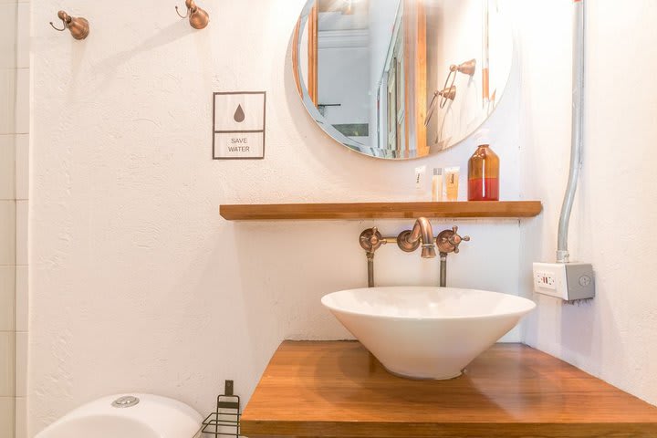 Baño de una habitación Unique