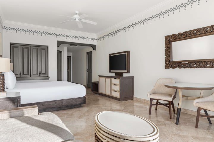 Img - Altamar Ocean View 1 King