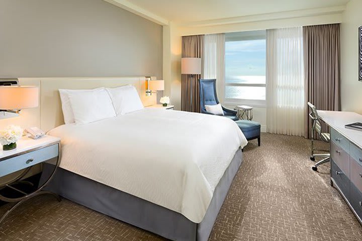 Oceanview Guestroom