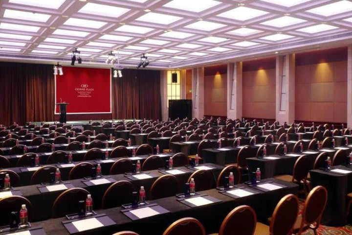 El Crowne Plaza Century Park Shanghai tiene varios espacios para reuniones