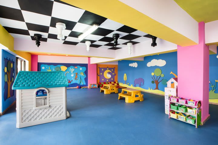 Children's club (4 to 12 years)