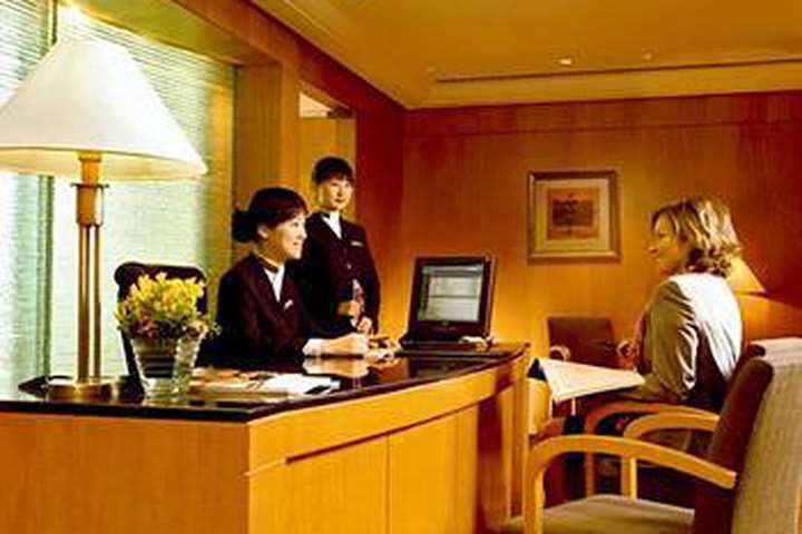 New World Shanghai Hotel ofrece servicio de concierge