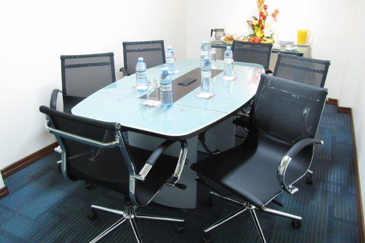 Boardroom at the Aranzazú Centro Histórico Guadalajara business hotel