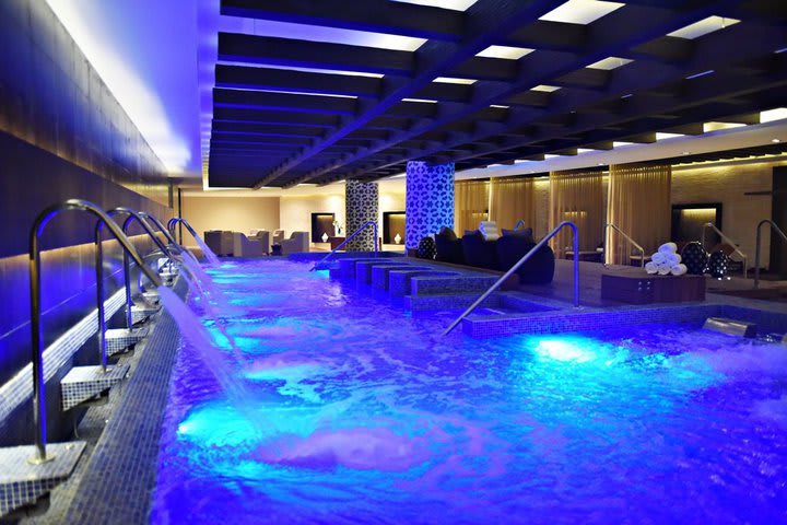 The Spa has a hydrotherapy circuit